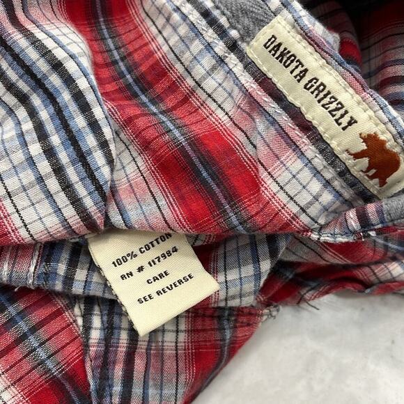 Men's Dakota Grizzly Red/Blue Plaid Short Sleeve Button Up Shirt Size L - Picture 4 of 5